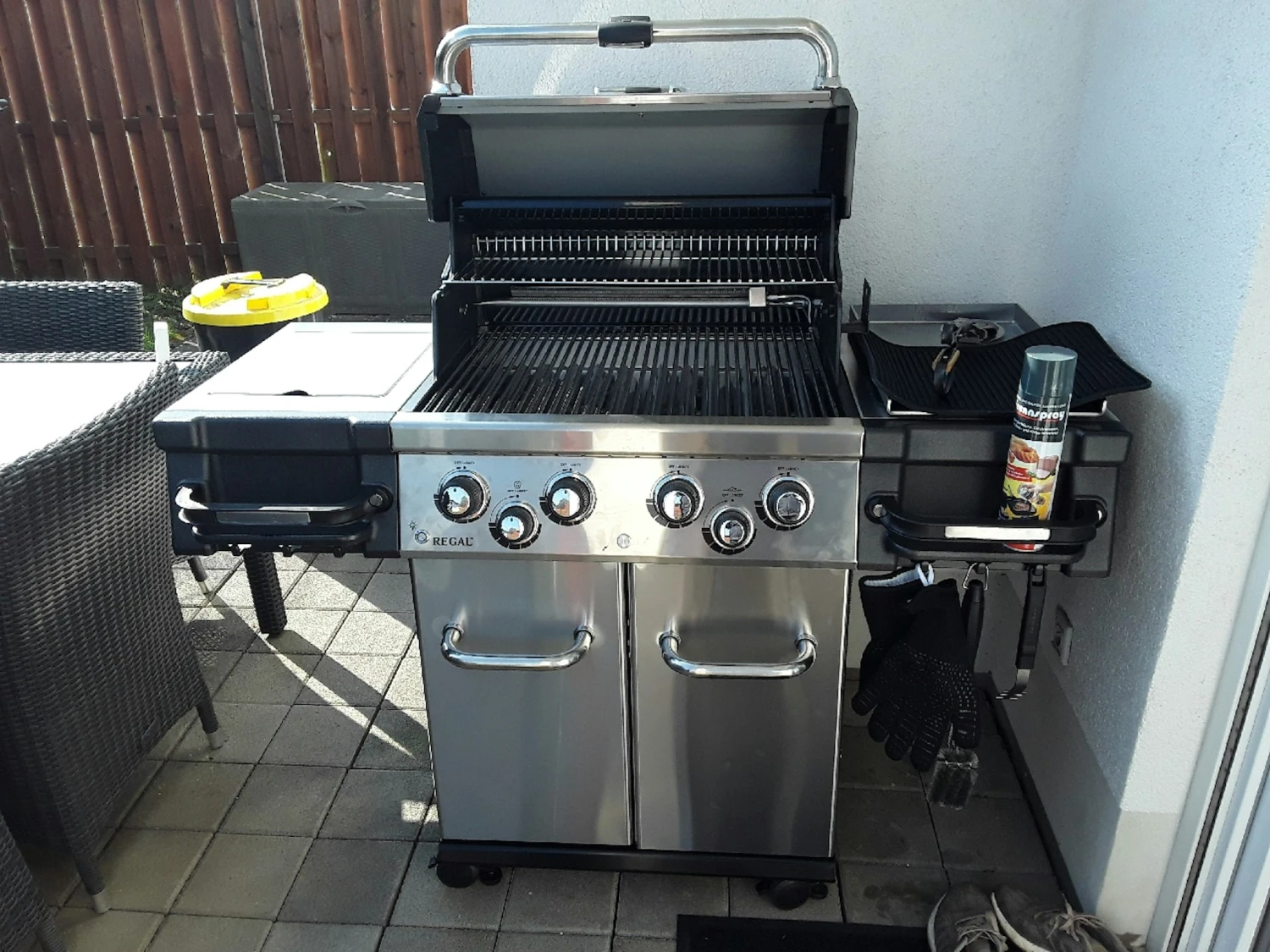 Broil King Regal S 490 Pro IR Inkl. Abdeckhaube, Gussplatte & Wokeinsatz – Bild 10